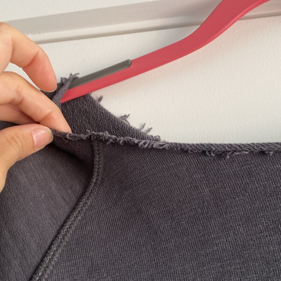 Leallo Distressed Crewneck Sweater - Picture 2 of 3